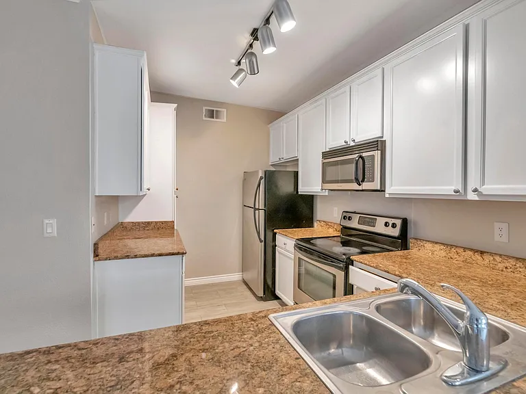 7009 E Acoma Dr #1104 — Photo 2