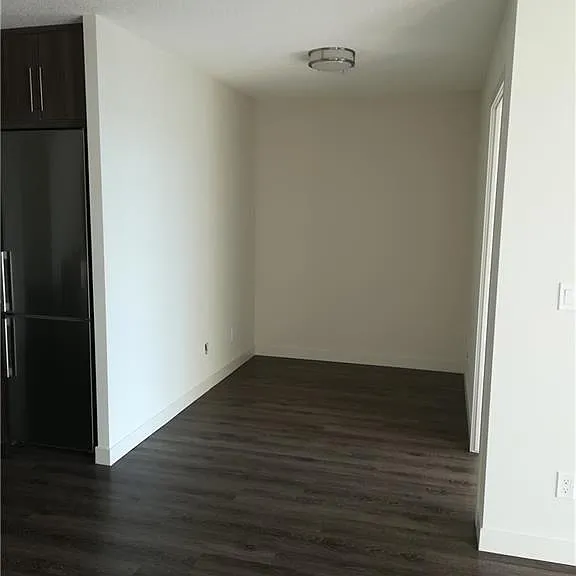 2093 Fairview St #307 — Photo 7