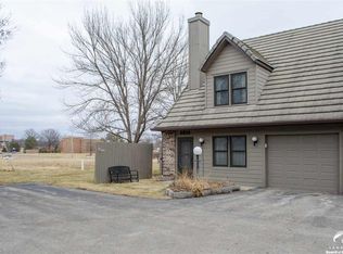2514 W 24th Ter, Lawrence, KS 66047