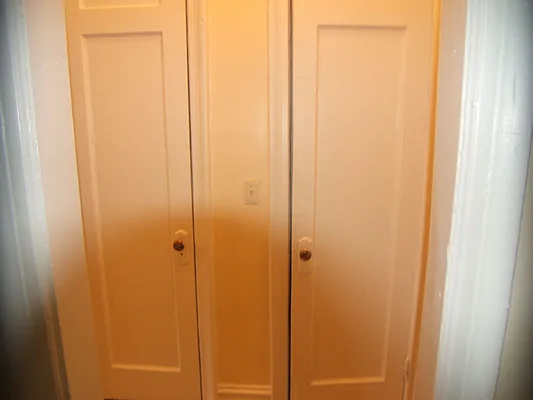 Rented by Joel Weisz, LREB | media 29