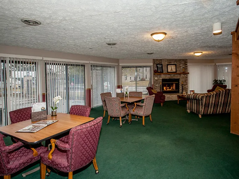 Ashley Oaks Apartments — Photo 6