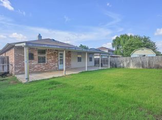 4001 Country Ln, Fort Worth, TX 76123