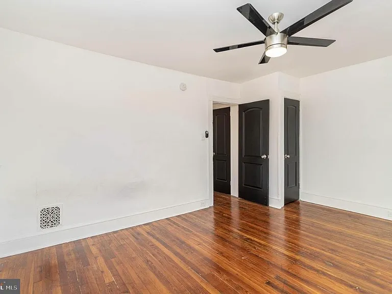 719 N Plum St #2 — Photo 13