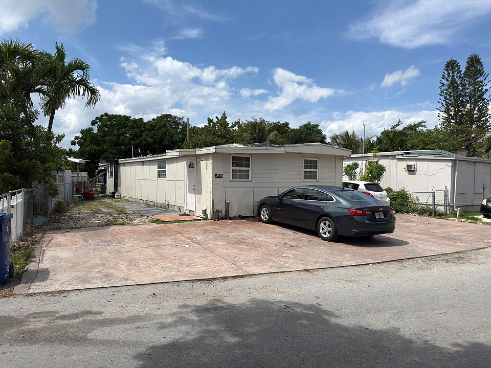1st image of 12875 SW 10th Street