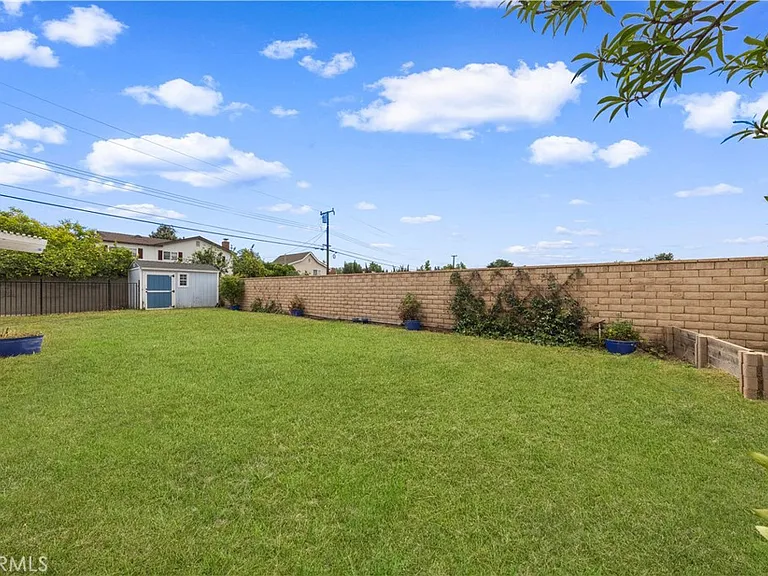 350 E Juanita Ave — Photo 25