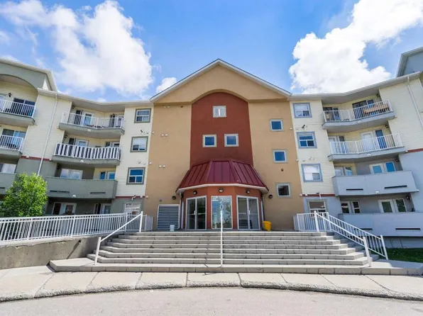 700 W Willowbrook Rd NW #2327, Airdrie, AB T4B 0L5