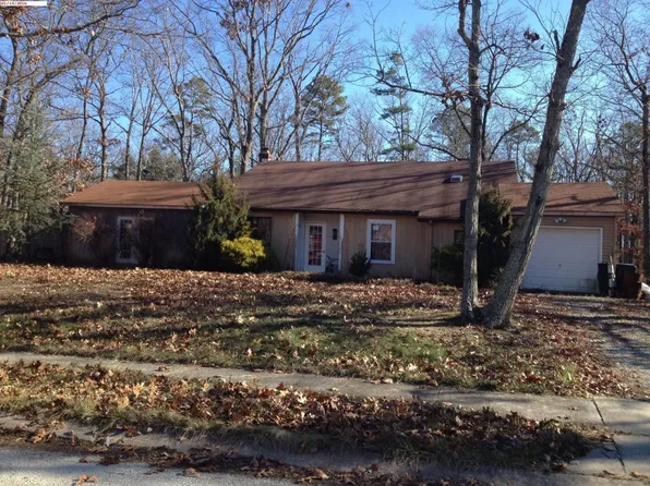 610 Harvest Ln, Waterford Works, NJ 08089