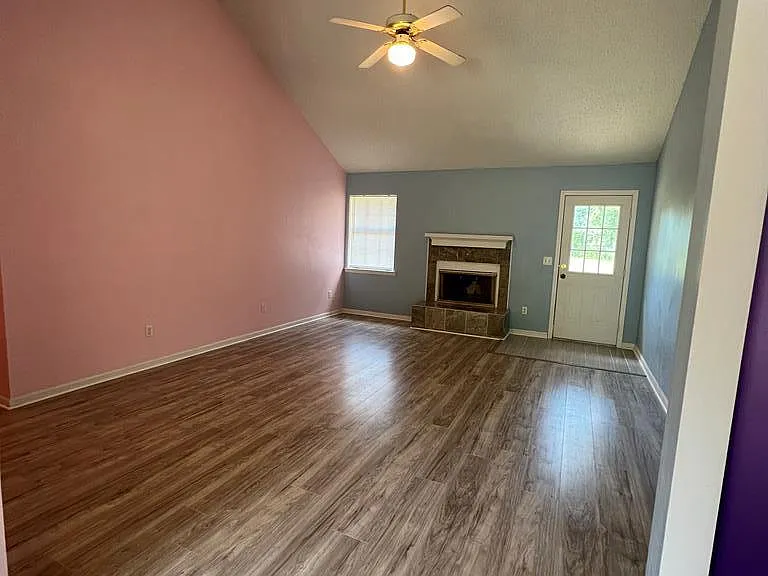 117 Ole Oak Rd — Photo 3