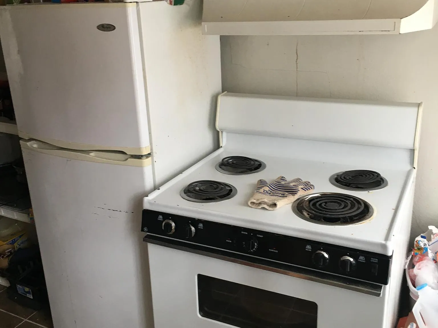 3 bed, 1000 sqft, $1,200 — Photo 4