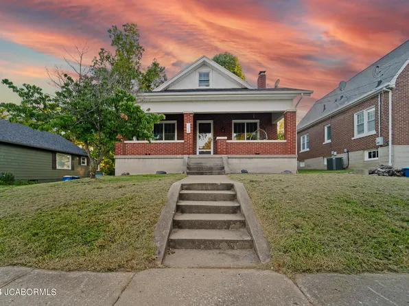1108 Lee St, Jefferson City, MO 65101
