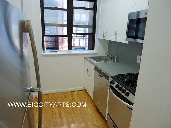 4th image of 3755 76th St APT 3A