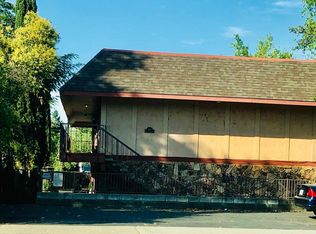 1131 West St, Redding, CA 96001