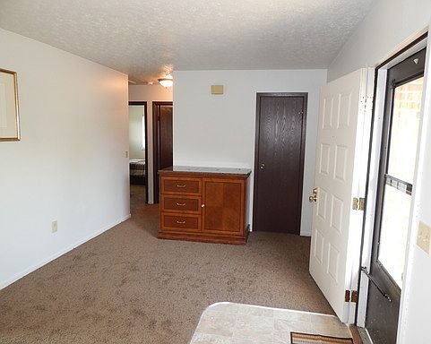 3rd image of 4523 Waynedale Cir