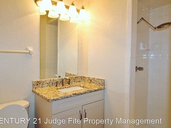 5th image of 1310 Wintergreen Ct