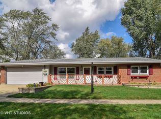 1240 Westchester Dr, Hanover Park, IL 60133