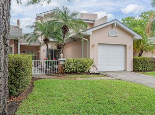 221 E Park Shores Cir #221E, Vero Beach, FL 32963