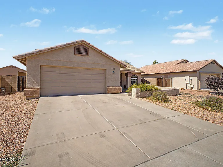 8752 W Melinda Ln — Photo 4