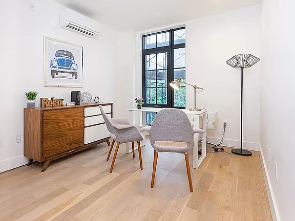 5th image of 25 Bruckner Blvd APT 5K