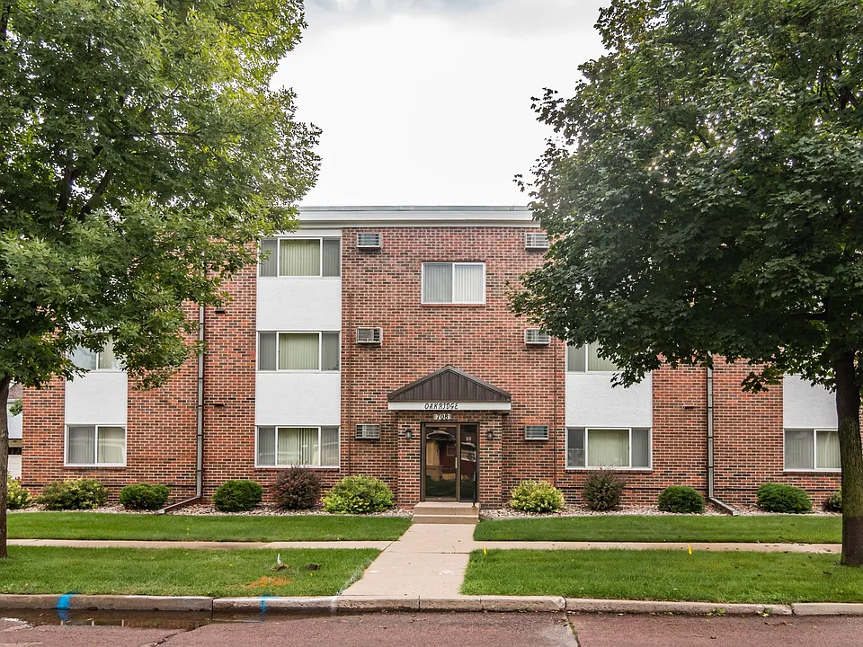 708 S Prairie Ave