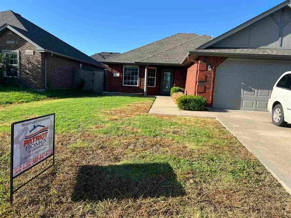 4404 SW Rosemary Way, Lawton, OK 73505