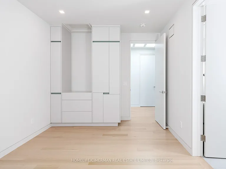 21 Farrell Ave — Photo 31