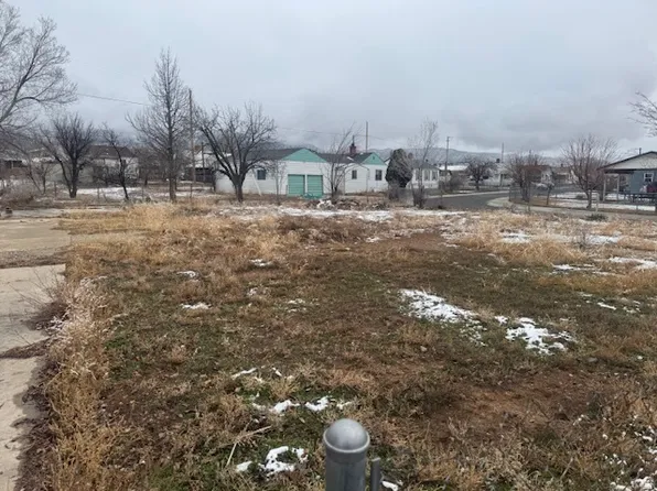 121 8 W, East Carbon, UT 84520