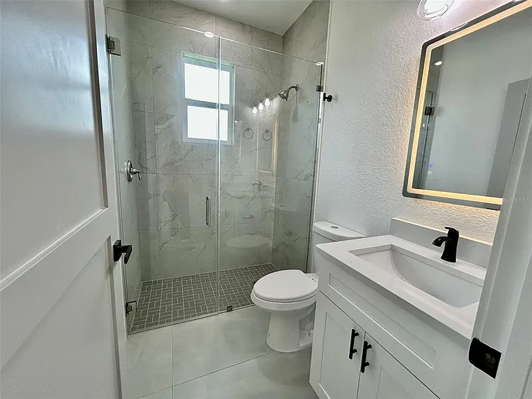 8181 Tecumseh Cir — Photo 31