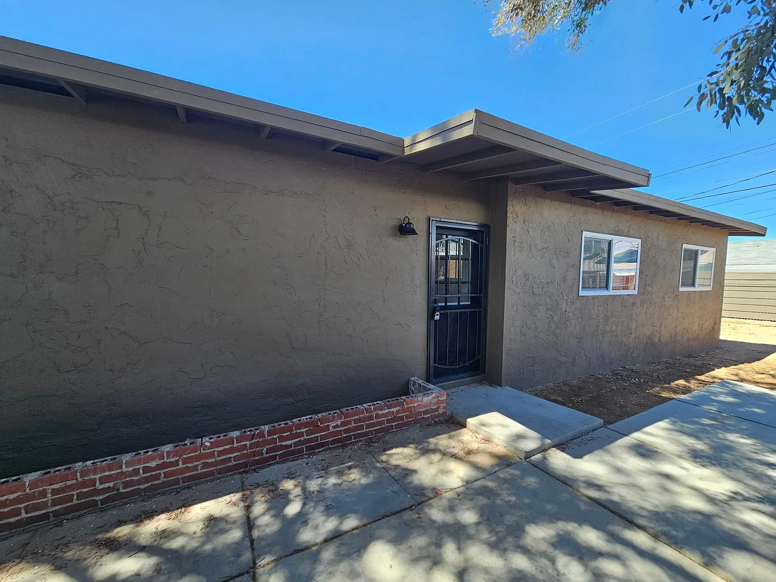 4 bed, 1658 sqft, $2,250 — Photo 3