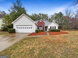 651 Magnolia Dr, Loganville, GA 30052