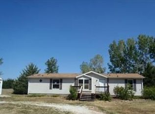 34614 Pressonville Rd, Osawatomie, KS 66064