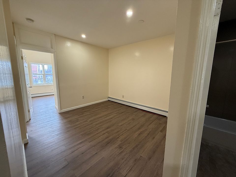 1st image of 715 E 95th St Floor 2