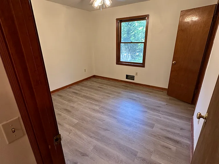 1864 Pleasant Cir — Photo 6