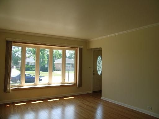 2nd image of 7336 N Nora Ave
