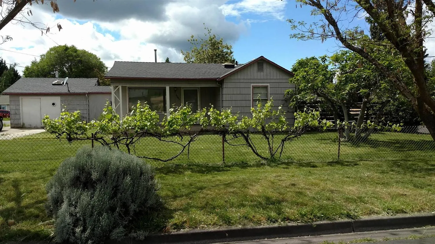 2685 Connell Ave photo 1