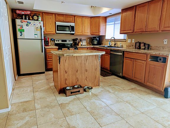 3rd image of 9058 E Mansfield Ave