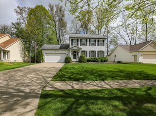 1016 Susan Rd, Ravenna, OH 44266