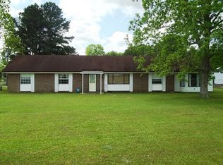 881 Woods Rd, Atmore, AL 36502