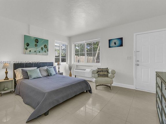 5th image of 503 75th St #7504