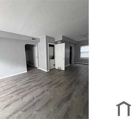 1st image of 2019 E 74th St #1