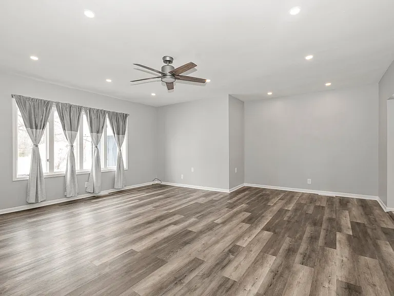 8340 W Lincoln Hwy #8340 — Photo 2
