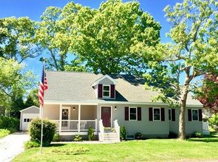 23 Elmwood St, Wareham, MA 02571