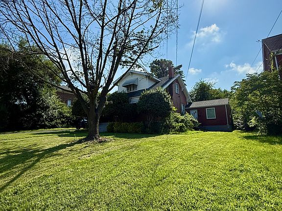 5th image of 3443 Princeton Cir NE