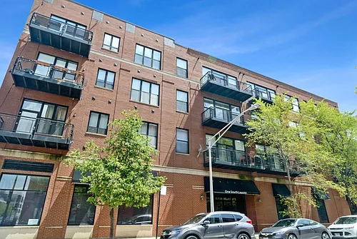 1 S Leavitt St Photo 1