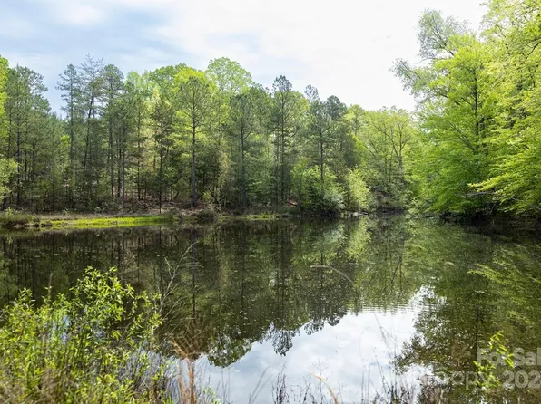 Pilgrim Rd, Chester, SC 29706