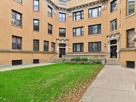 4826 S Dorchester Ave #2W, Chicago, IL 60615