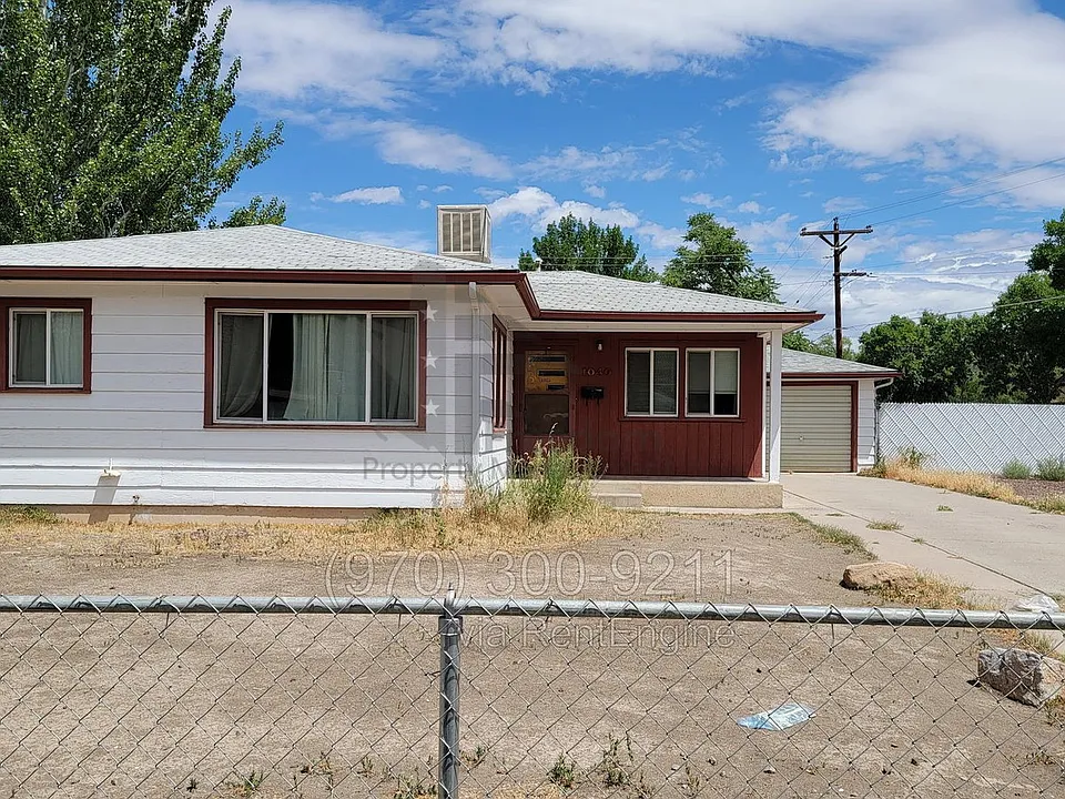 1040 Walnut Ave