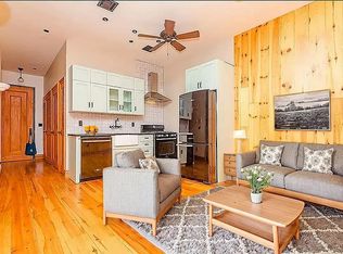 252 Grand St #4L, Brooklyn, NY 11211