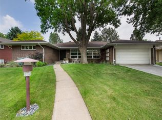 452 Leyden St, Denver, CO 80220