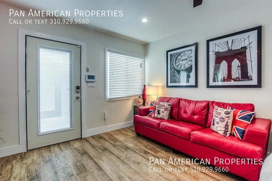 Studio, 420 sqft, $1,450 — Photo 4