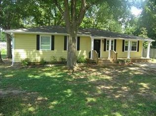101 Lakeview Dr, Clinton, MS 39056